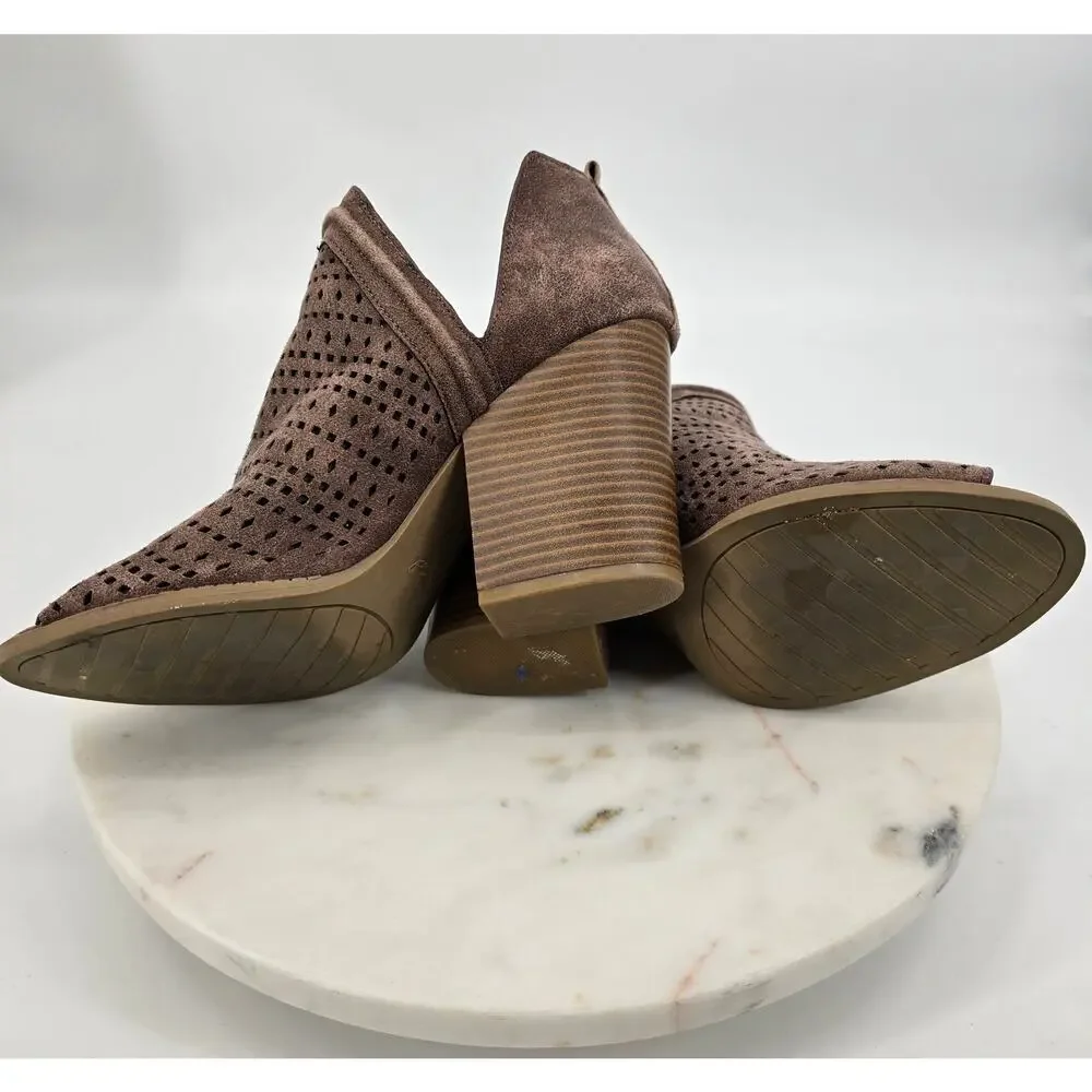 Qupid Barnes Rose Brown Perforated Peeptoe Boots Boho Festival‎